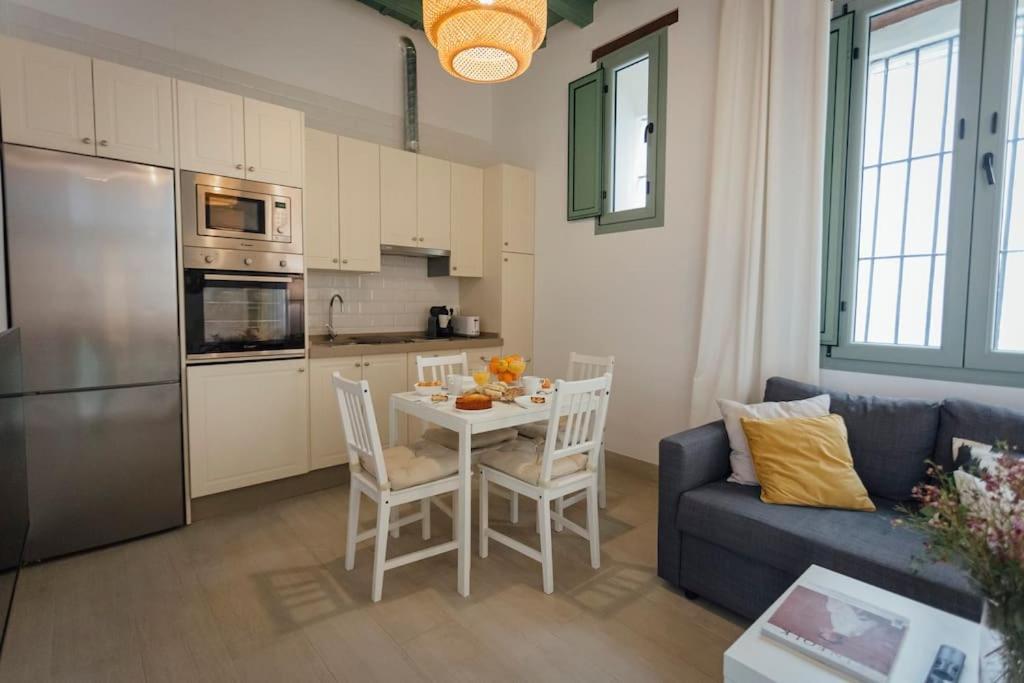 Komodo Gran Poder - Penthouse With Private Pool And Cozy Twin Bedroom Central Apartment Севилья Экстерьер фото