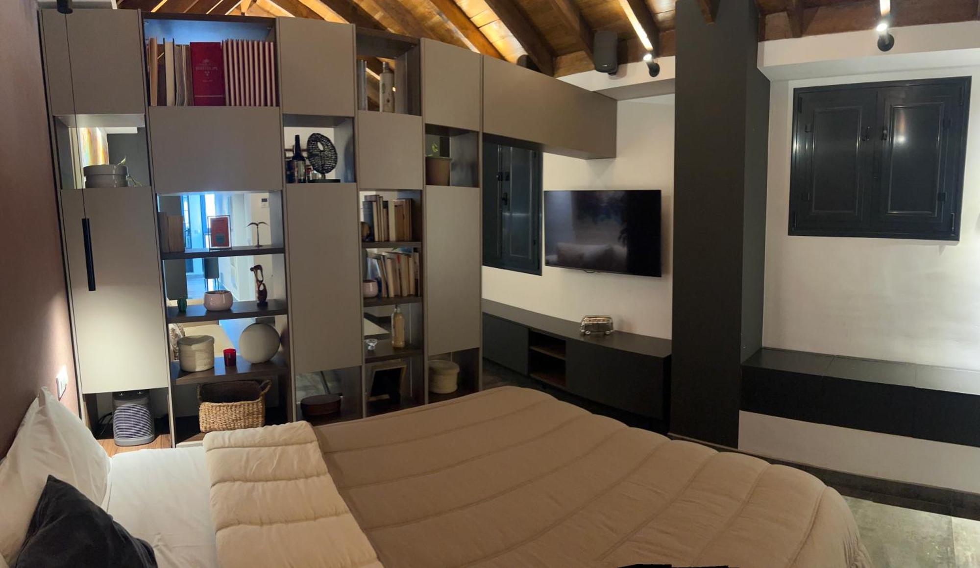 Komodo Gran Poder - Penthouse With Private Pool And Cozy Twin Bedroom Central Apartment Севилья Экстерьер фото