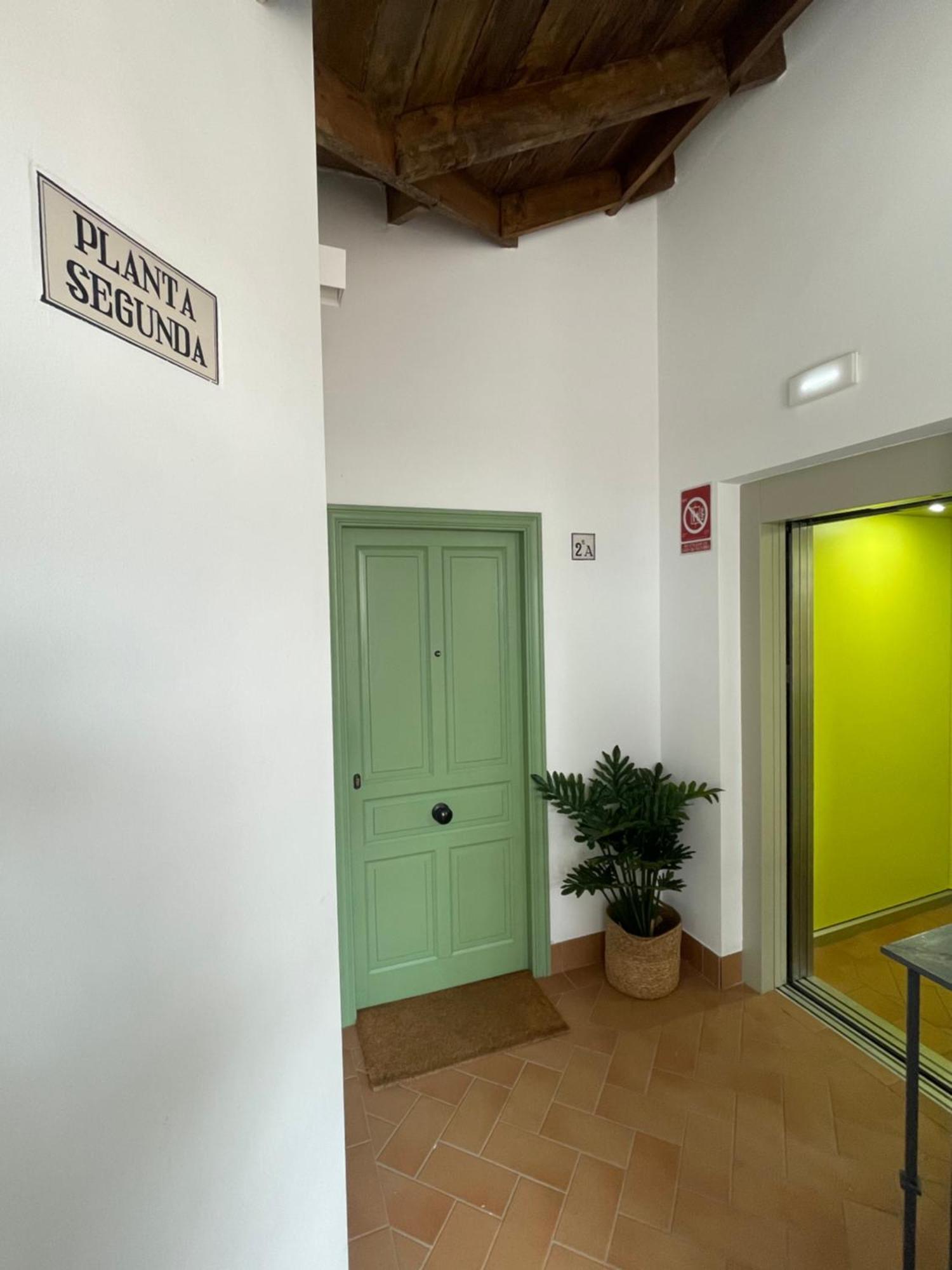Komodo Gran Poder - Penthouse With Private Pool And Cozy Twin Bedroom Central Apartment Севилья Экстерьер фото
