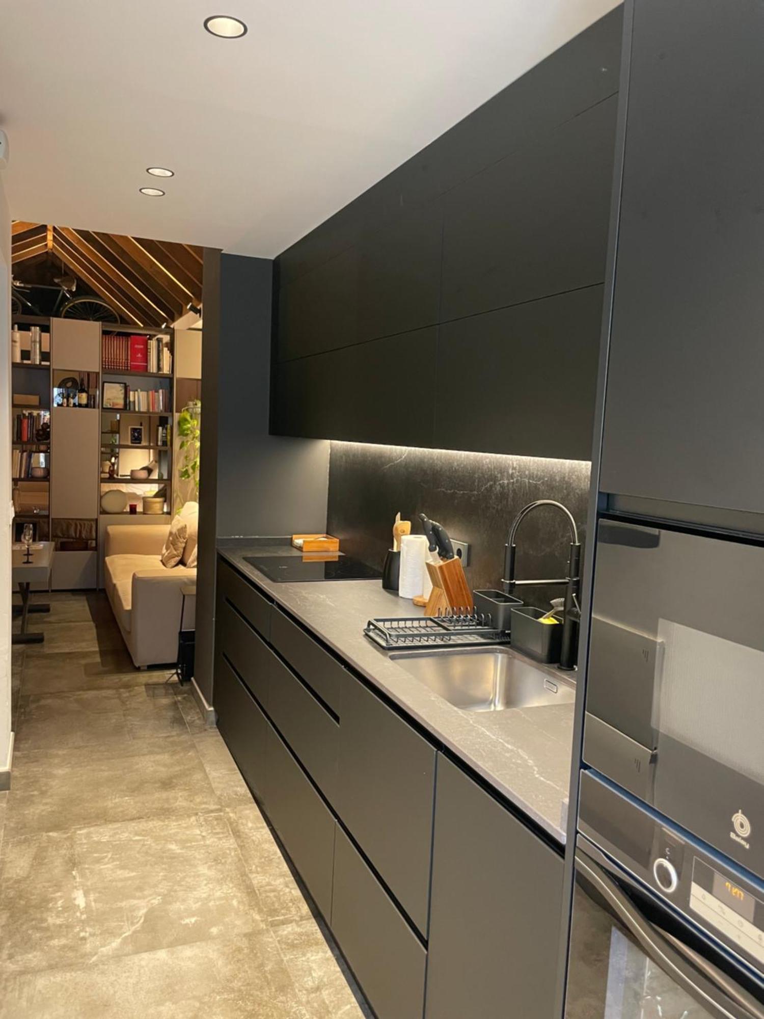 Komodo Gran Poder - Penthouse With Private Pool And Cozy Twin Bedroom Central Apartment Севилья Экстерьер фото
